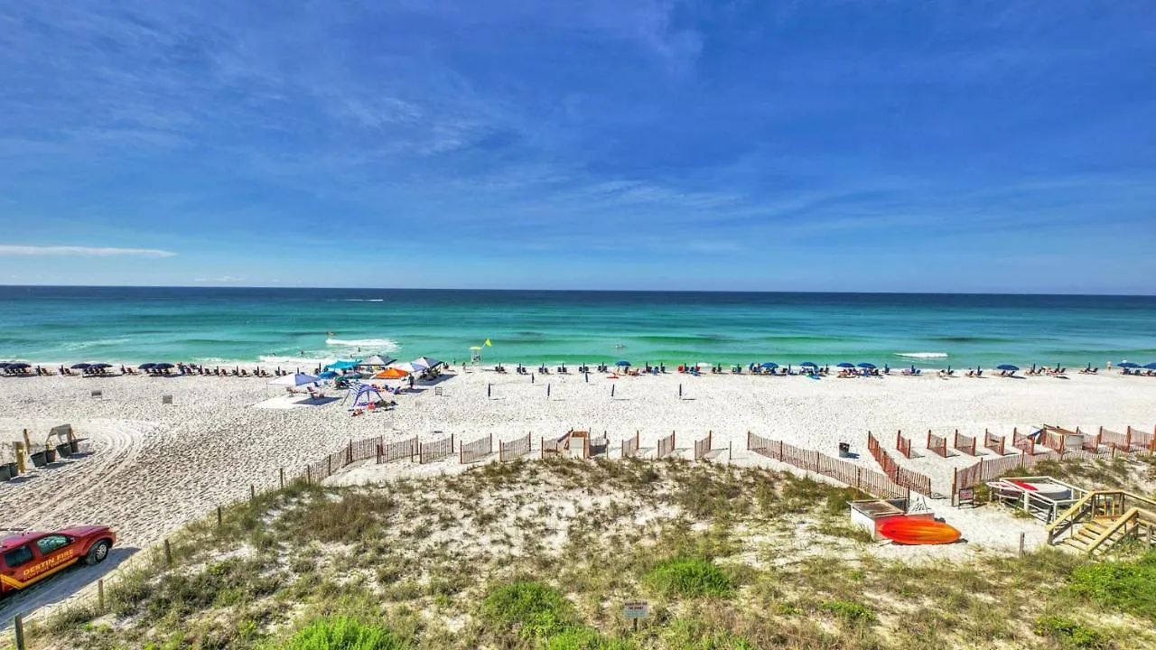 Holiday home Crystal Villas 12B - Updated 2 Bedroom With Loft Beach Front Condo In The Heart Of Destin