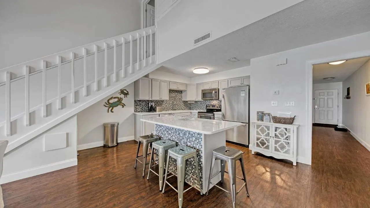 Crystal Villas 12B - Updated 2 Bedroom With Loft Beach Front Condo In The Heart Of Destin location